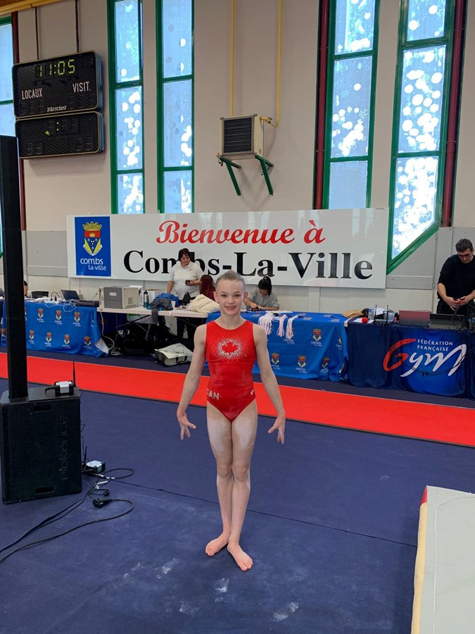 Une jeune gymnaste de Notre-Dame-de-l'Île-Perrot a remporté une médaille d'argent