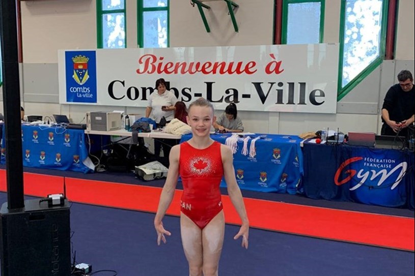 Une jeune gymnaste de Notre-Dame-de-l'Île-Perrot a remporté une médaille d'argent