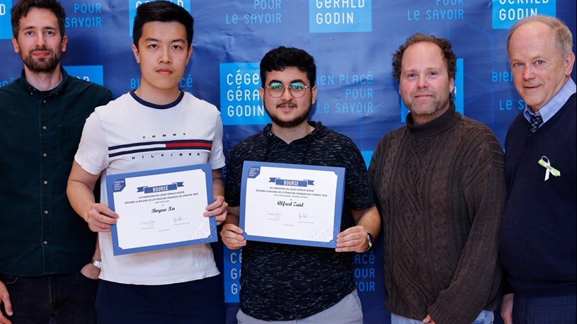 La Fondation du Cégep Gérald-Godin récompense deux boursiers en littérature