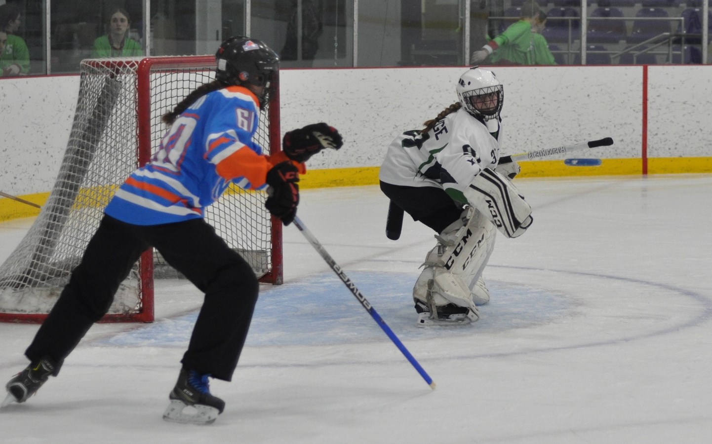 L’équipe de ringuette a blanchi aisément sa rivale de la Mauricie par la marque de 7-0 au lancement du tournoi de ringuette