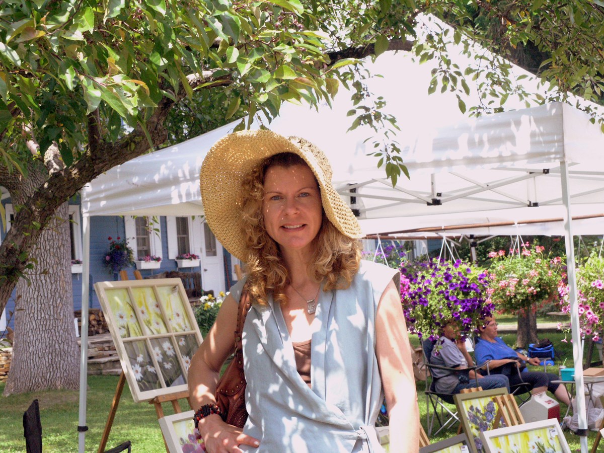 Un album-souvenir du Marché Finnegan signé Madeleine Langlois