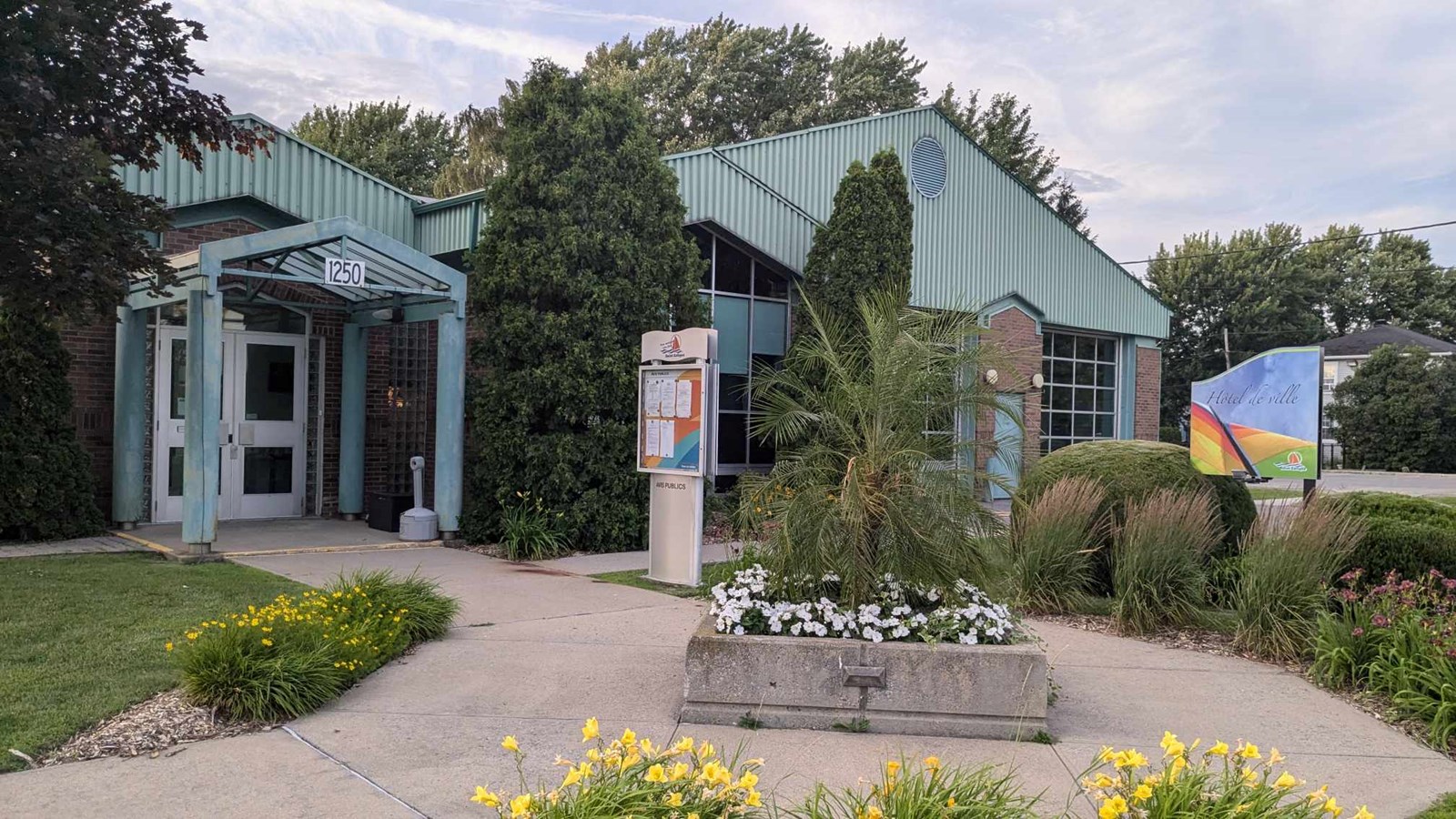 Nearly $500,000 to renovate Saint-Zotique Town Hall