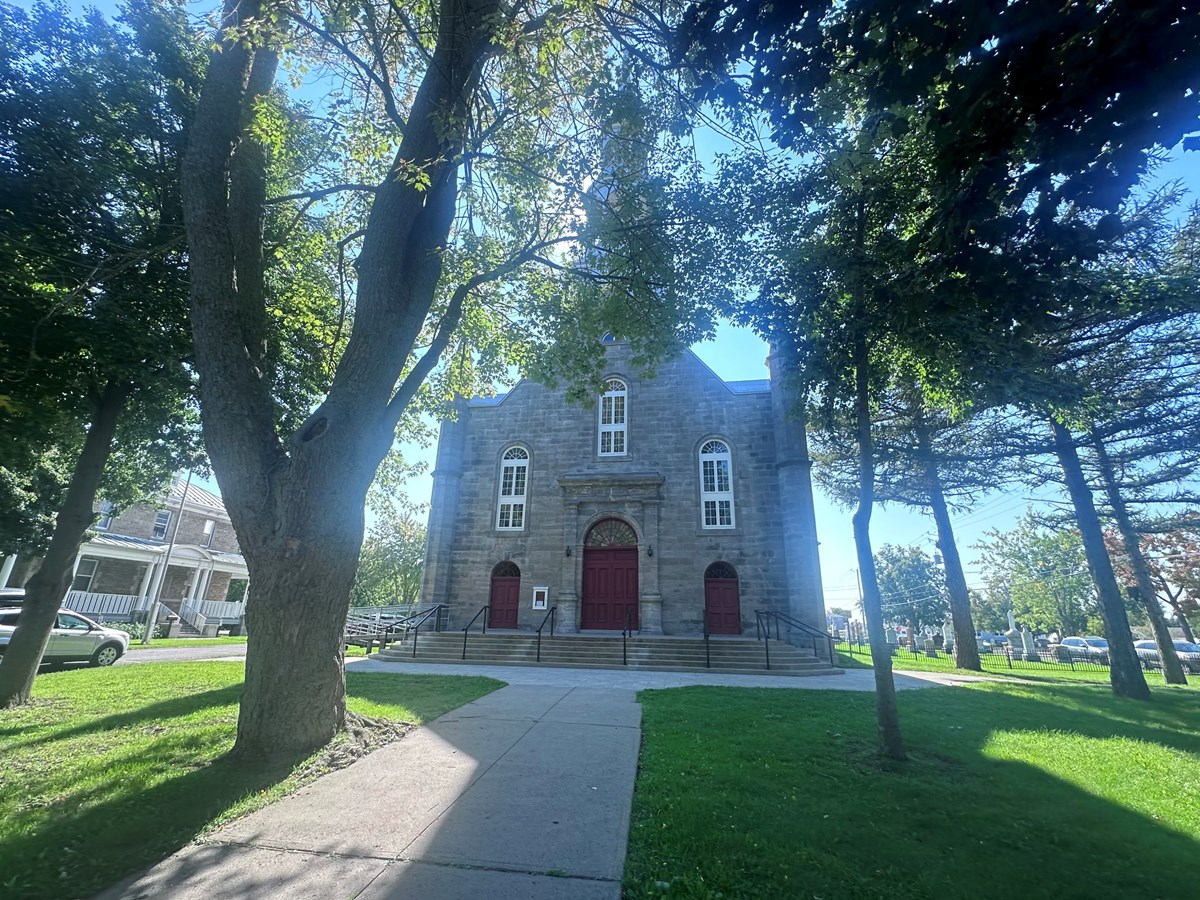 L'église Saint-Michel de Vaudreuil