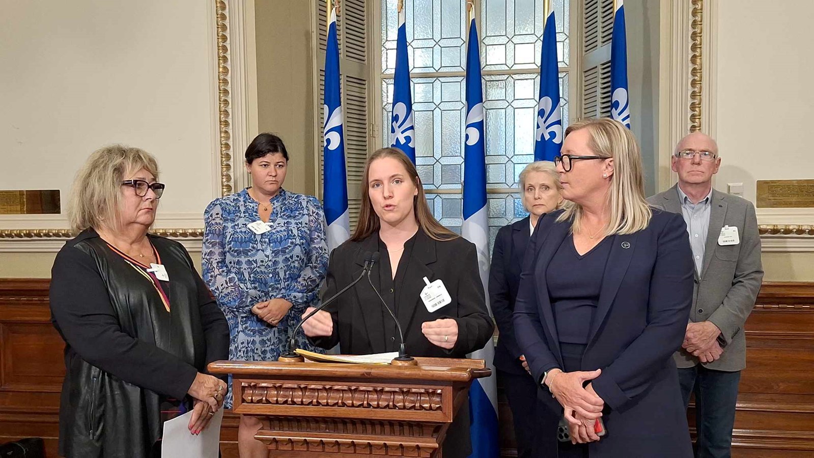 Marie-Claude Nichols aux côtés des citoyens pour demander à la CAQ d’agir