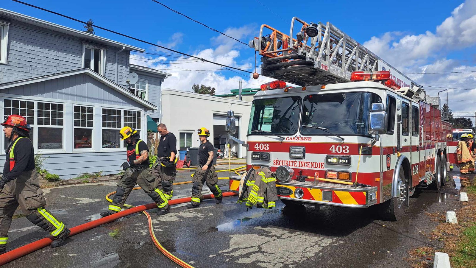 Incendie sur la 7e Avenue à L'Île-Perrot