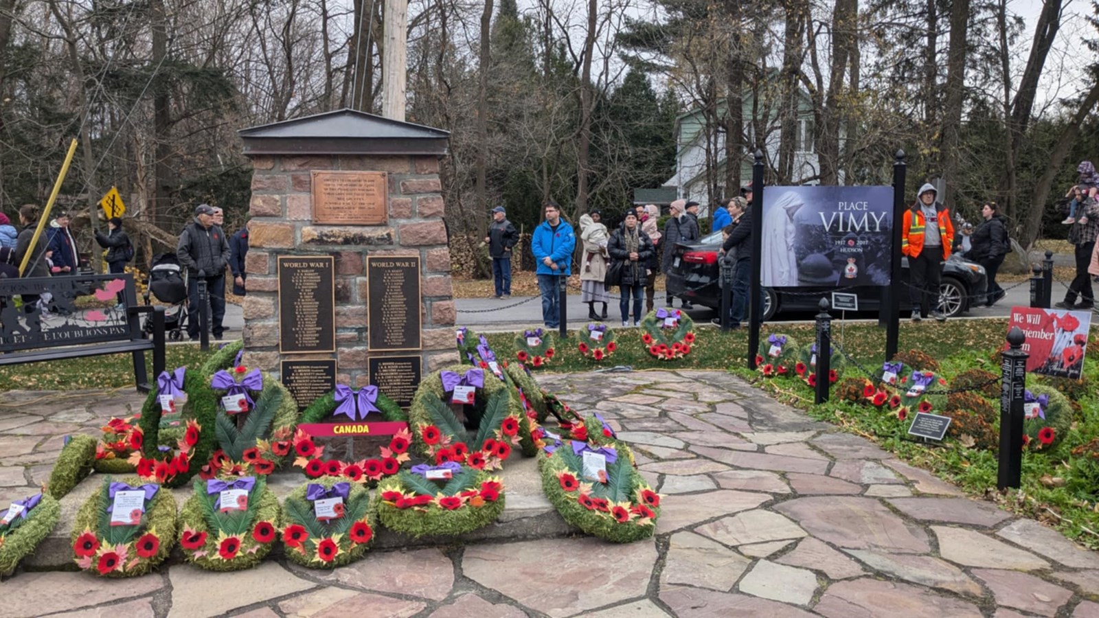 Retour en images sur la cérémonie du Jour du Souvenir à Hudson