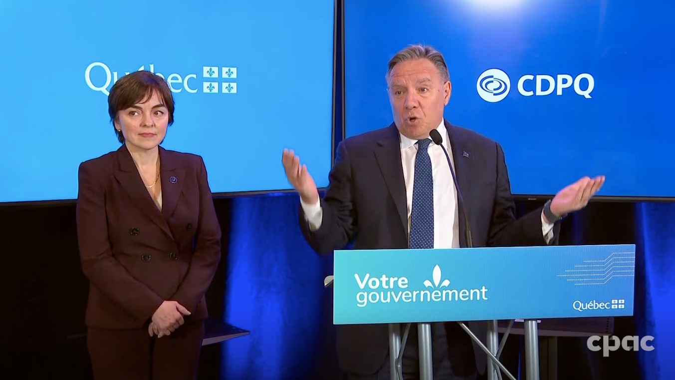 Le Premier ministre François Legault avec Christine Fréchette, Ministre de l'Économie, de l'Innovation et de l'Énergie
