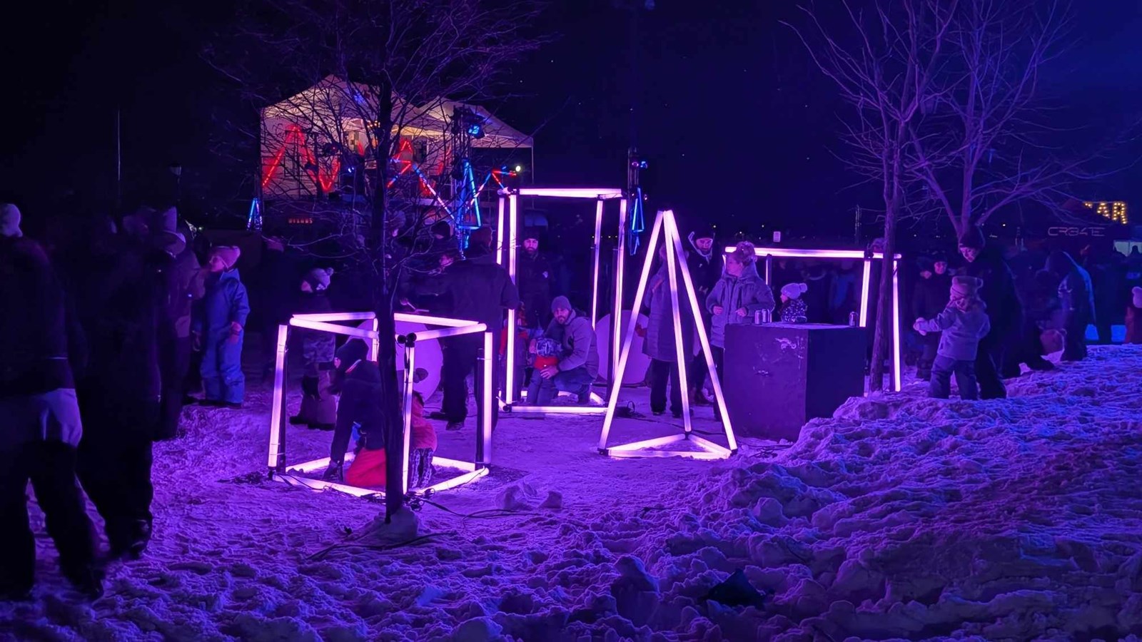 Feux et flocons : une soirée électrisante au parc de la Maison-Valois