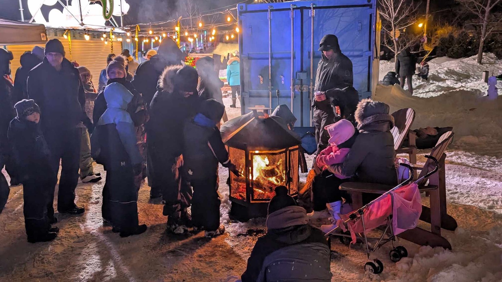 Feux et flocons : une soirée électrisante au parc de la Maison-Valois