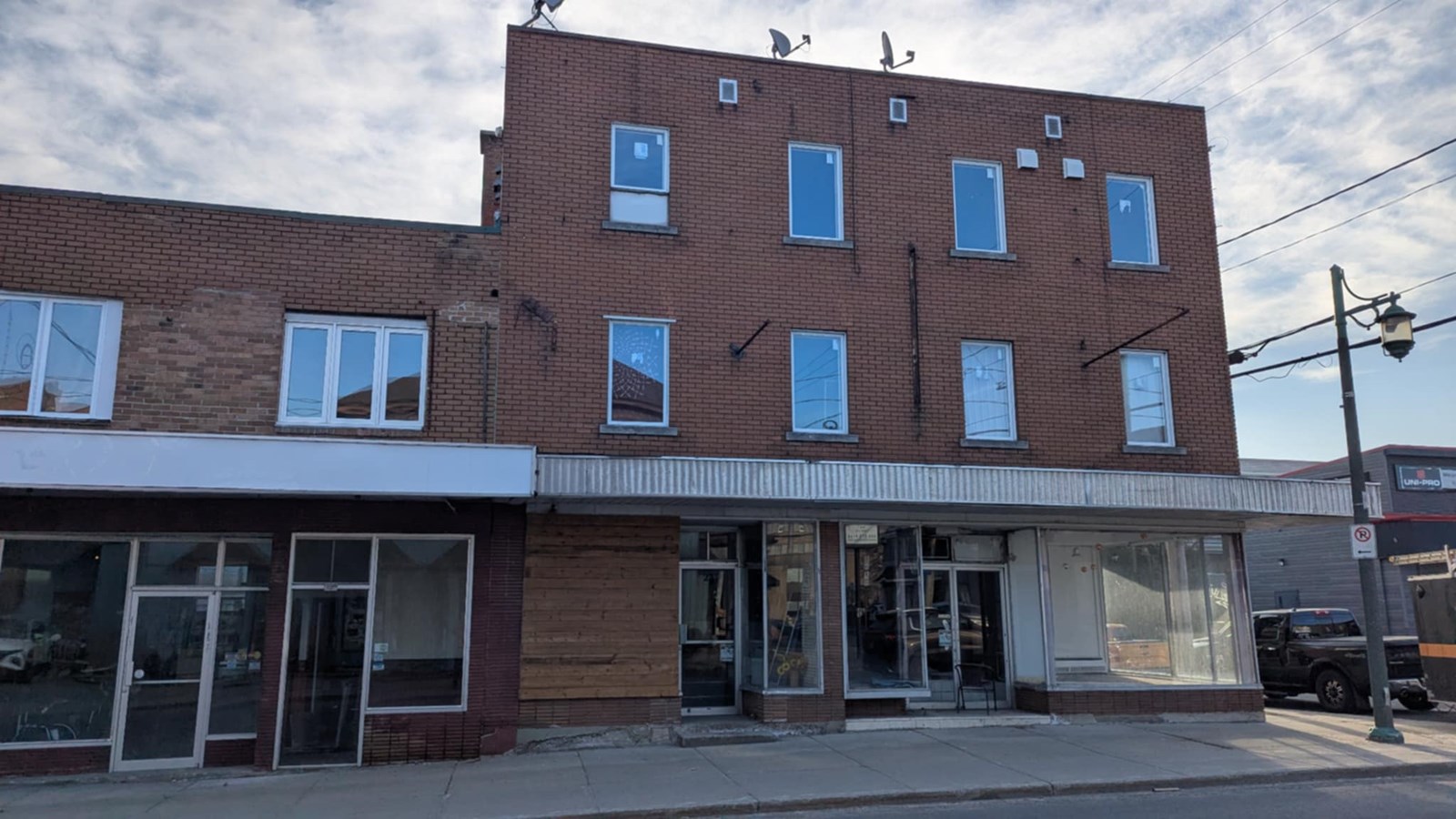 Un bâtiment échappe à la démolition au centre-ville de Salaberry-de-Valleyfield 