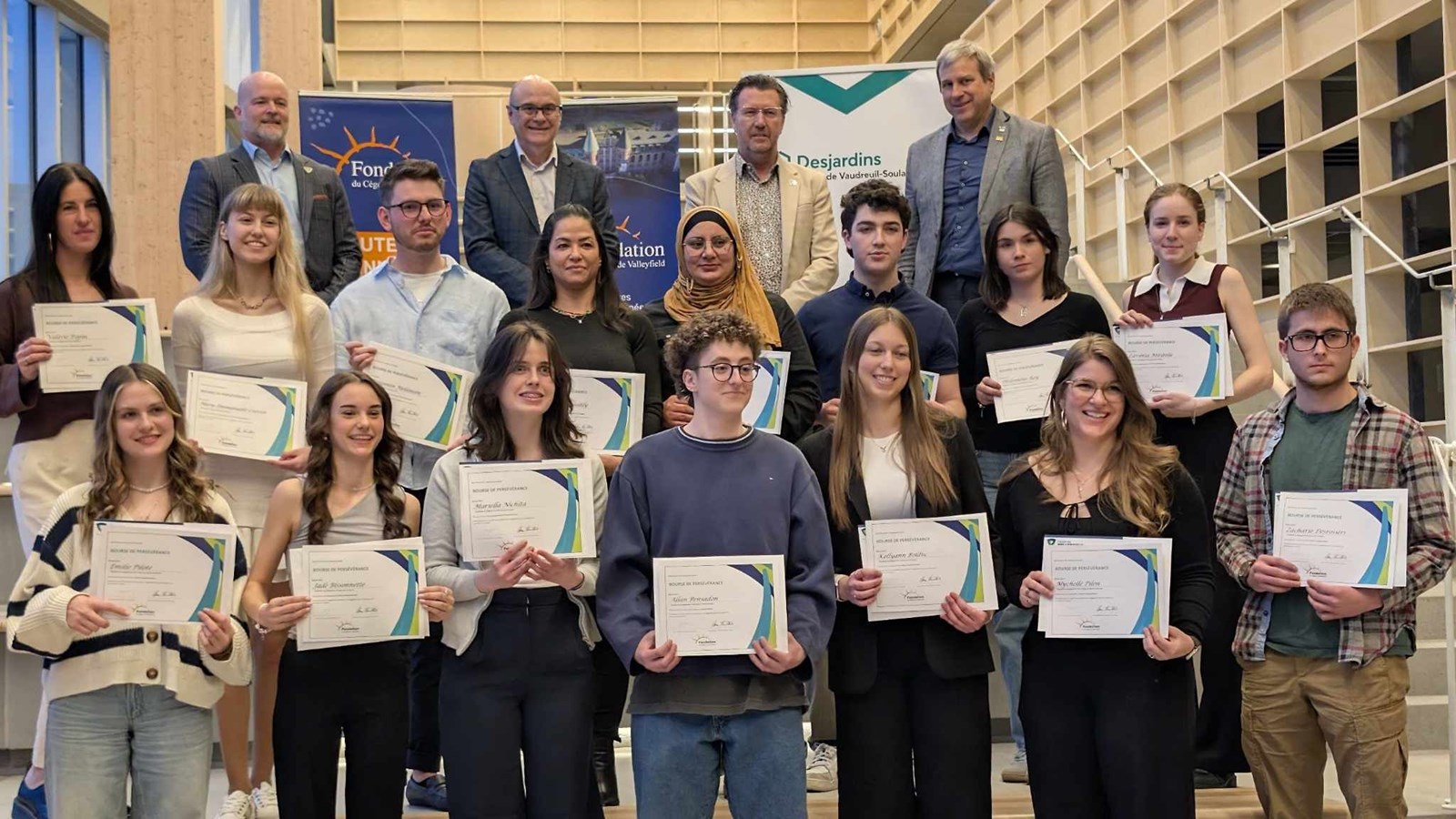 Le Cégep de Valleyfield récompense les étudiants du Centre d'études de Vaudreuil-Dorion