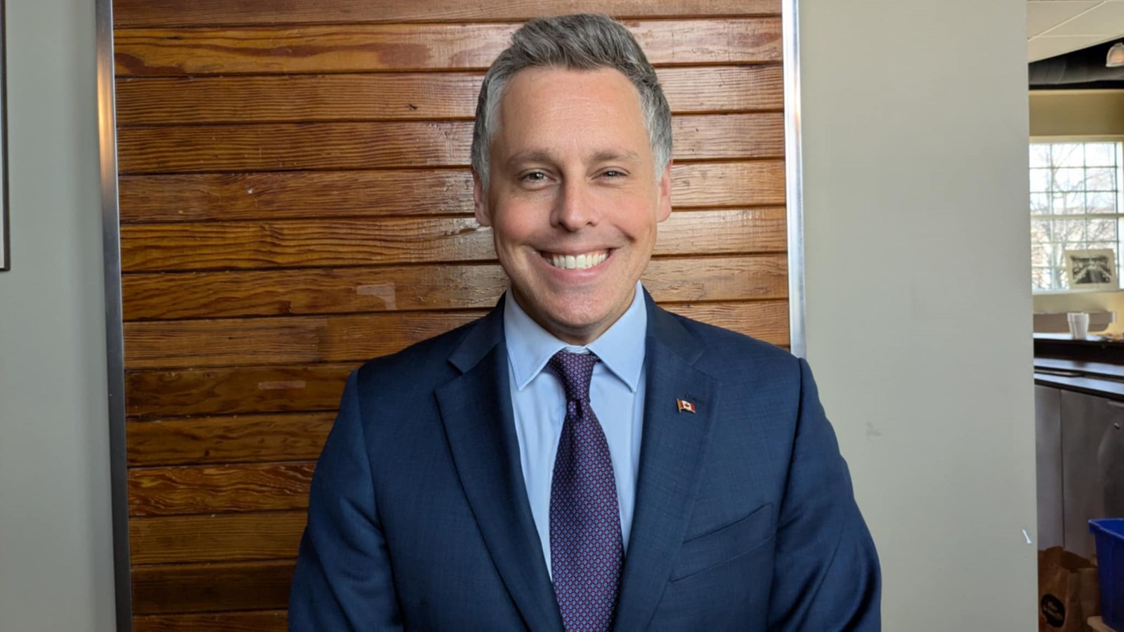Peter Schiefke – Député sortant et candidat pour le Parti libéral du Canada;