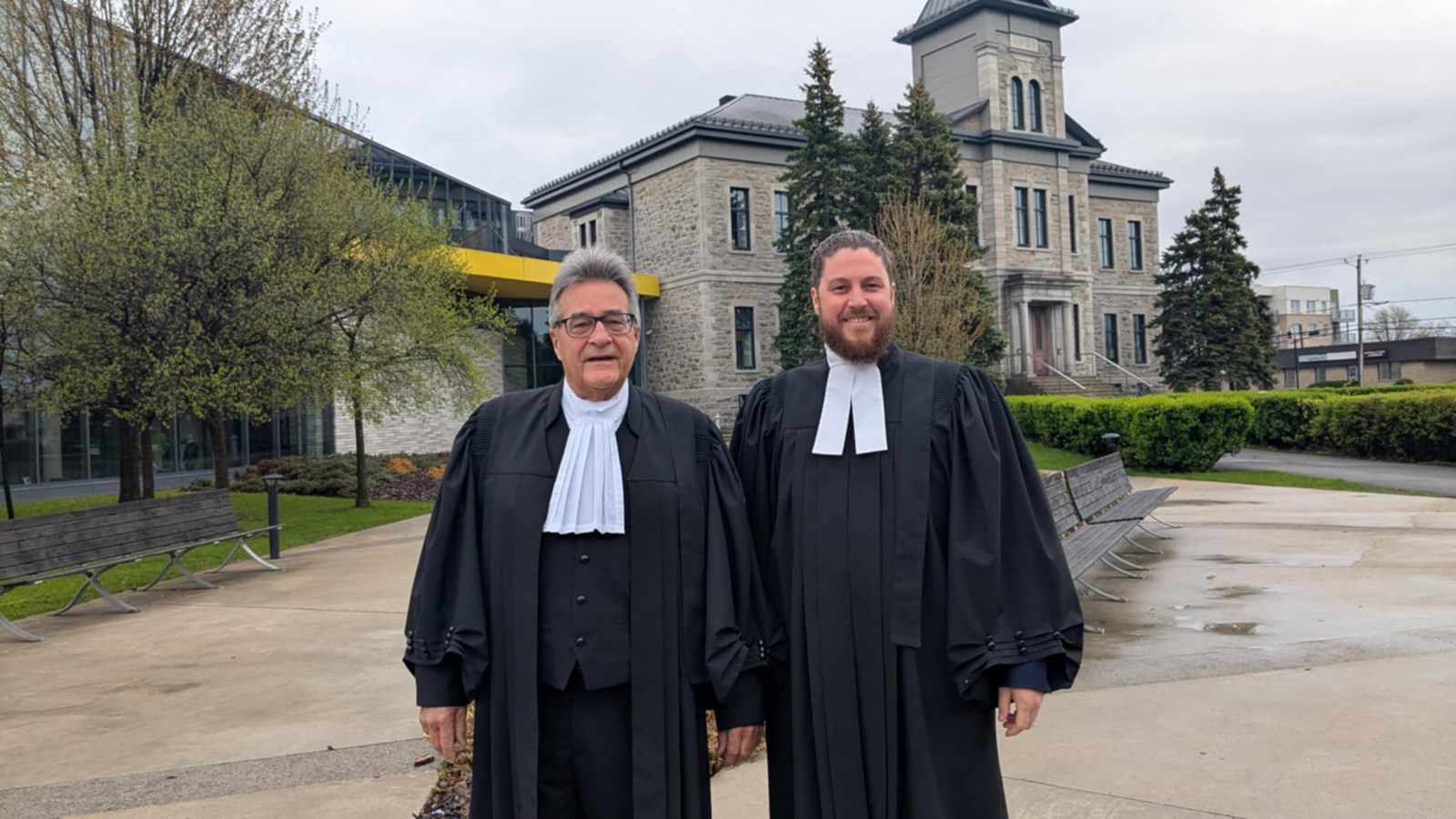 En ce 50e anniversaire d'admission au Barreau du Québec, Me Jacques Vinet est associé avec Me Alexandre Dubé, avec qui il travaille depuis 2014 