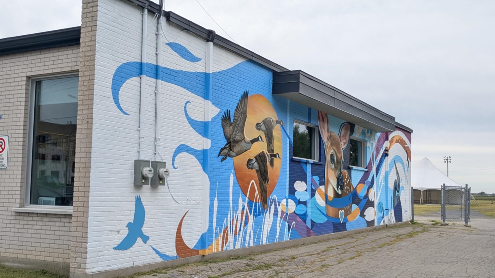 L'artiste-peintre Claude Thivierge est fier d'embellir sa communauté