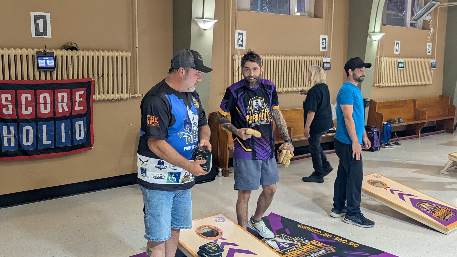 EN VIDÉO | L'engouement pour le cornhole atteint Vaudreuil-Soulanges