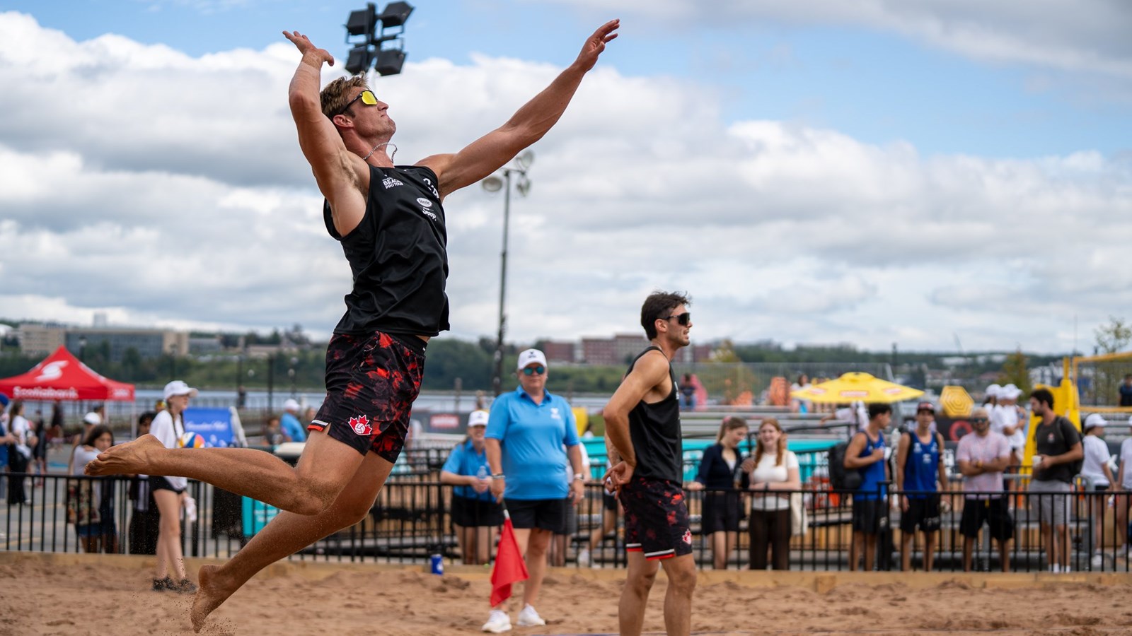 Un joueur de volleyball d’ici s’illustre en Europe