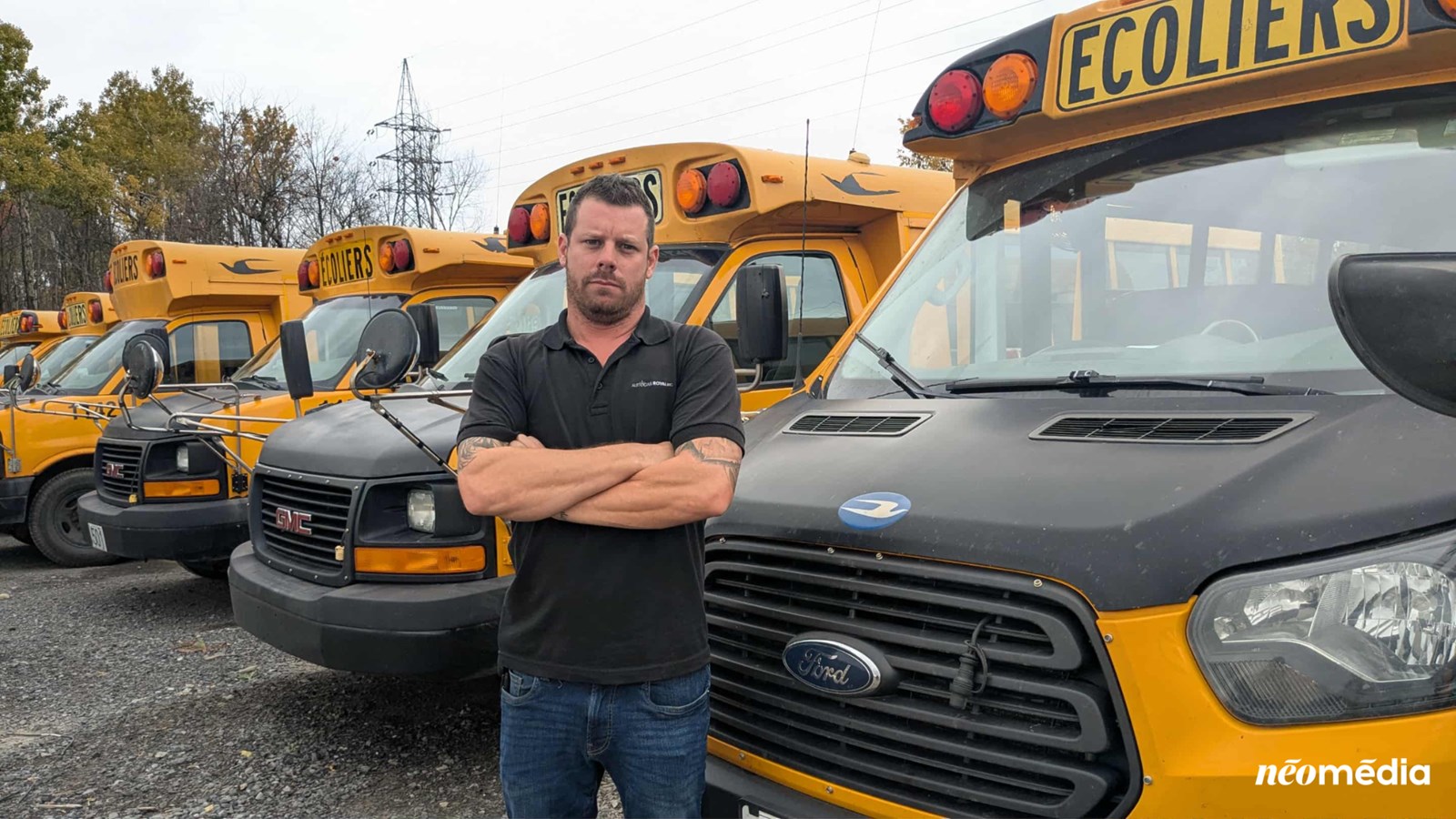 Le propriétaire d'Autocar Royal, Steven Briand-Goyette un conflit qui l'oppose à la Ville de Saint-Lazare