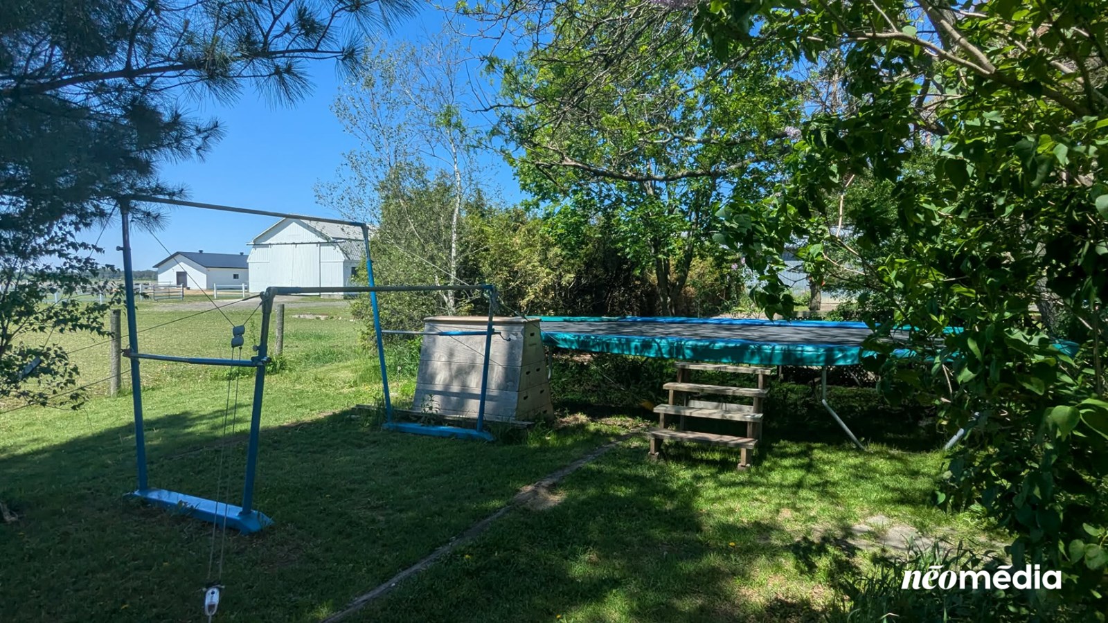 Plus qu'un trampoline : comment Acrofit Mtl aide les gens à retrouver la joie