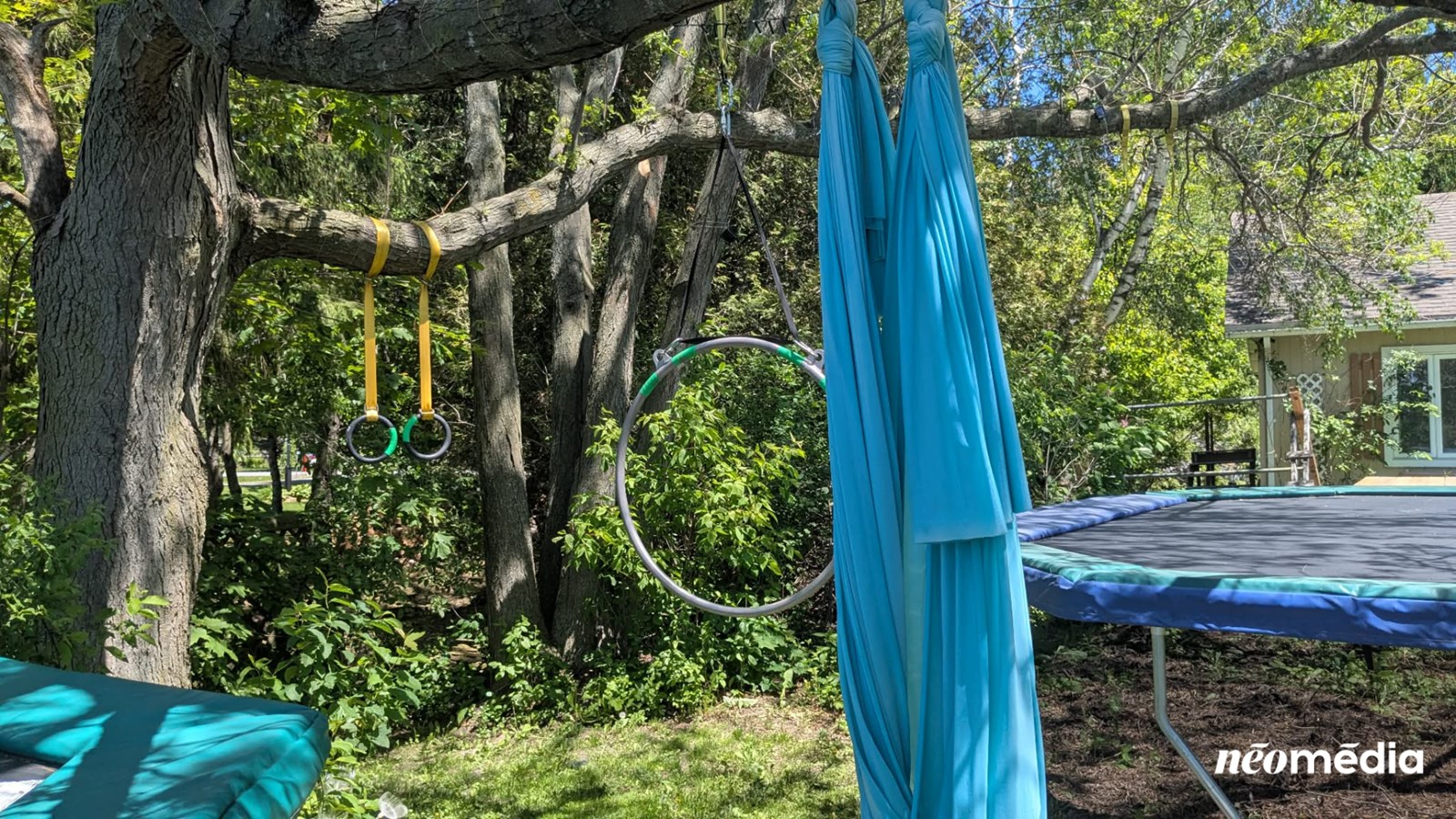 Plus qu'un trampoline : comment Acrofit Mtl aide les gens à retrouver la joie