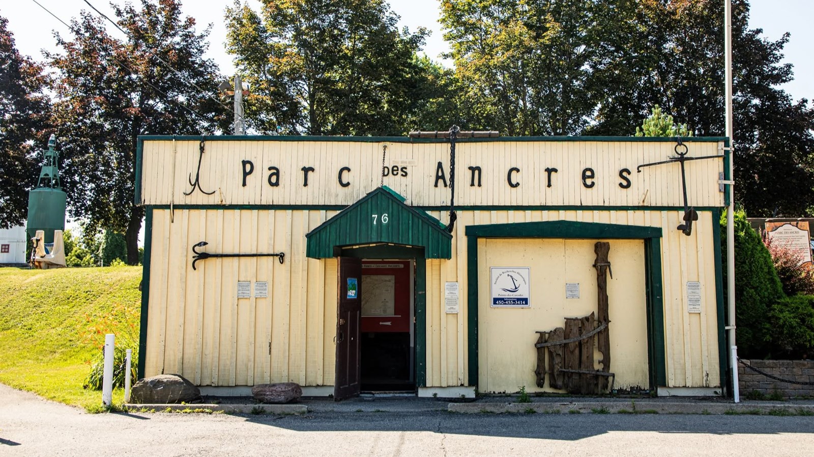 Plein feux sur le précieux phare de Pointe-des-Cascades