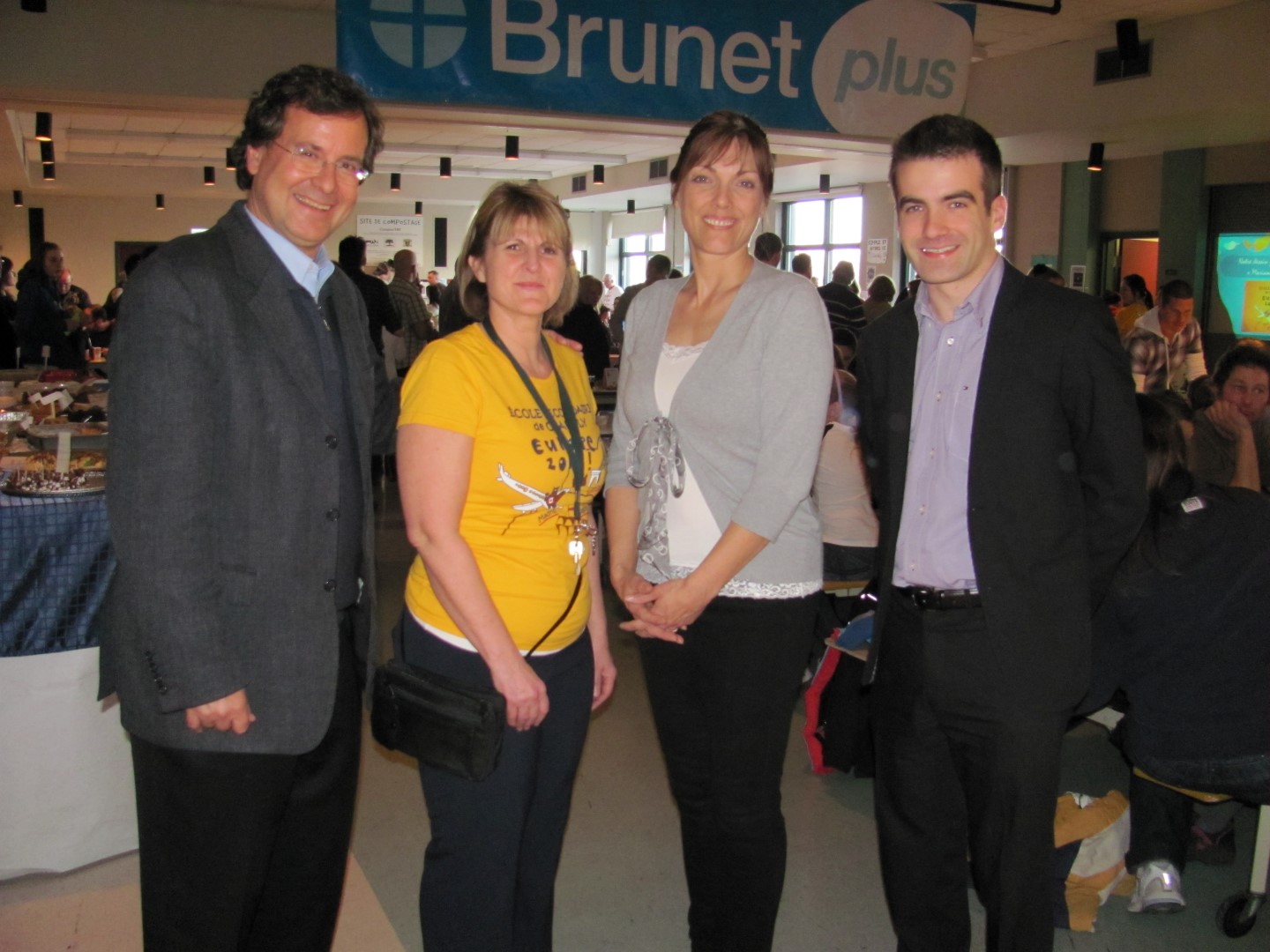 Visite des députés Matthew Dubé et Bertrand St-Arnaud à l'École secondaire de Chambly