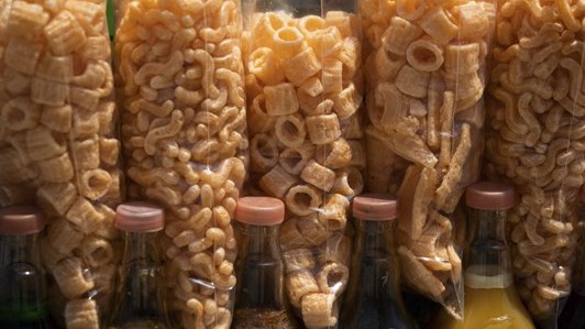 Les aliments ultratransformés prennent de plus en plus de place, selon des études