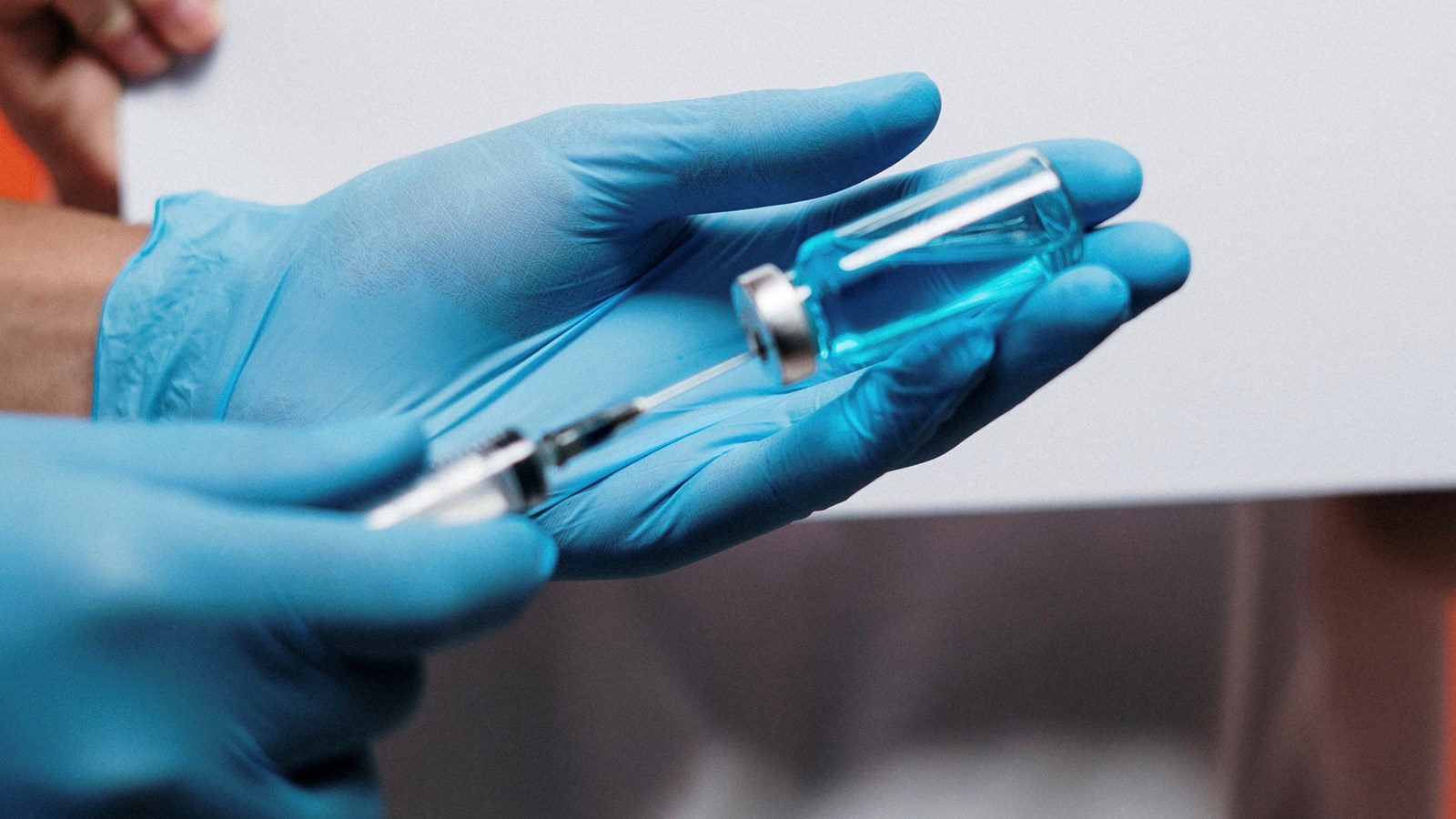 Ouverture de la première clinique mobile de vaccination au volant du Québec