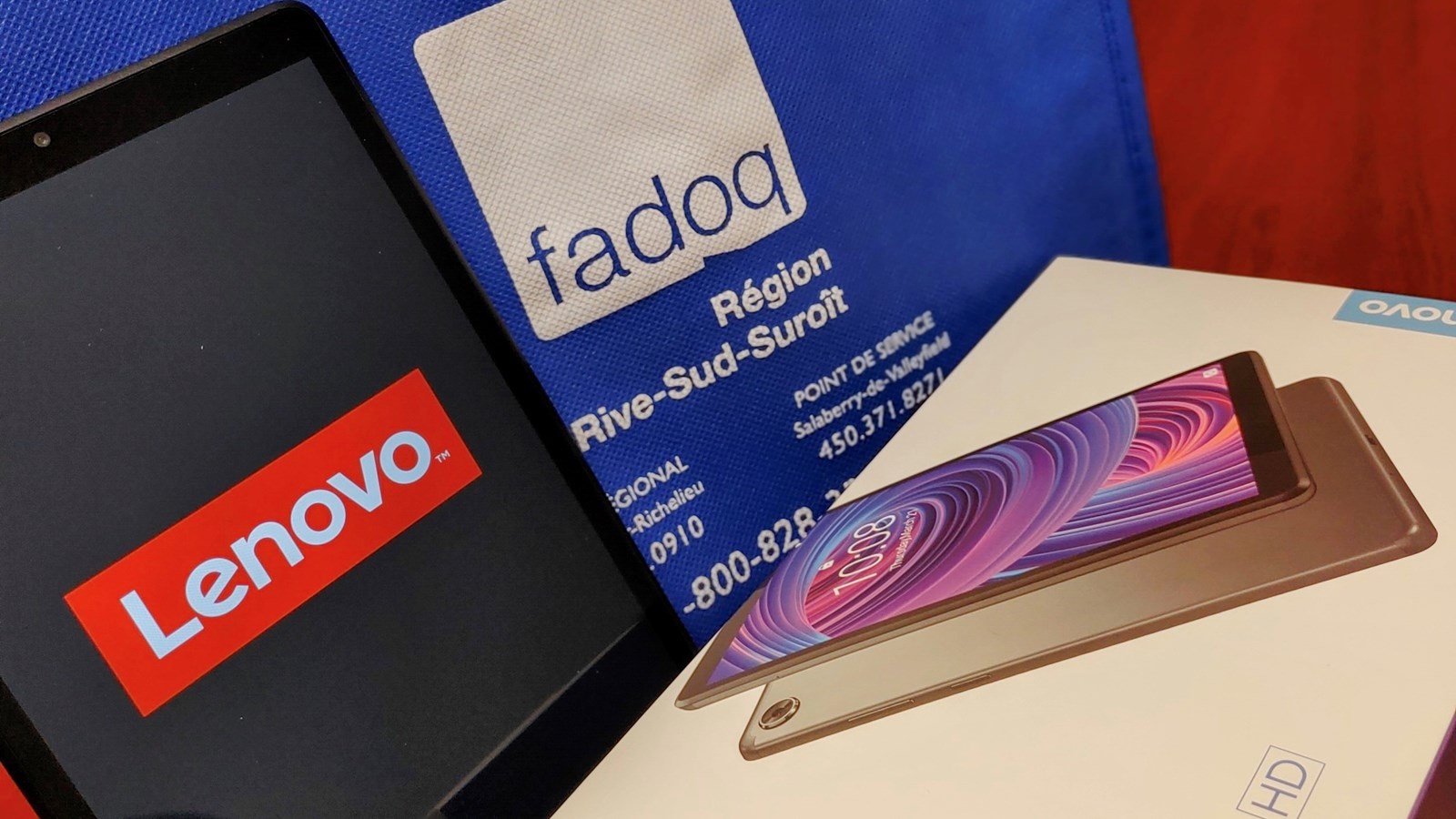 Une tablette Lenovo M8HD a été remise à chacun des clubs de la FADOQ Région Rive-Sud-Suroît.