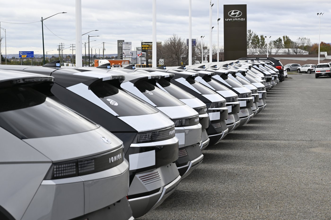 Ottawa suspend son aide à l’achat de véhicule électrique