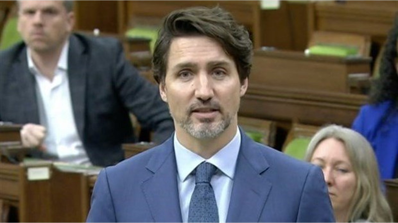 249 000 doses de vaccin attendues dès la semaine prochaine au Canada
