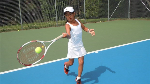 Les 25 terrains de tennis seront tous rouverts d’ici le 6 juin, incluant ceux du parc Champfleury, qui sont gérés par l’Association des résidents de Champfleury.