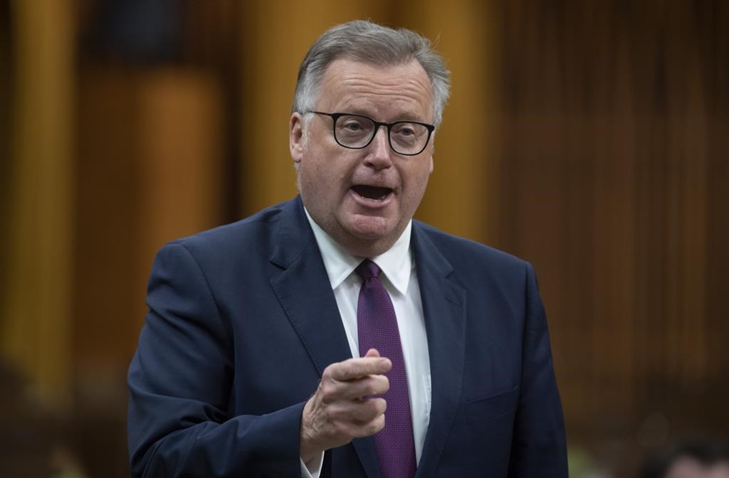 Viol collectif: les conservateurs veulent entendre «immédiatement» Hockey Canada