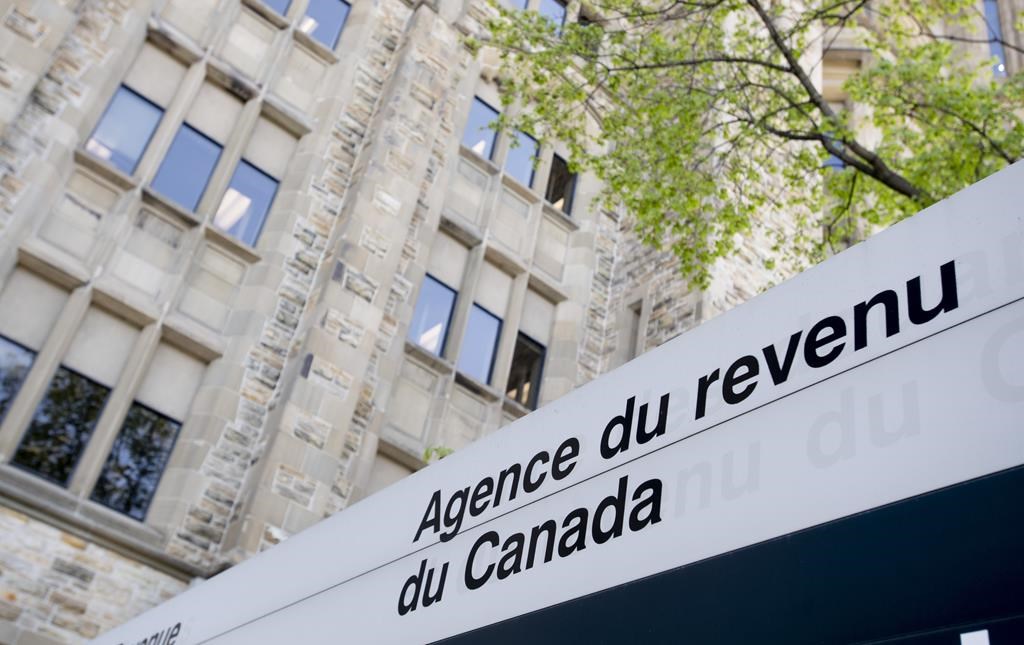 Le Service d'aide aux impôts cherche des bénévoles pour remplir des déclarations