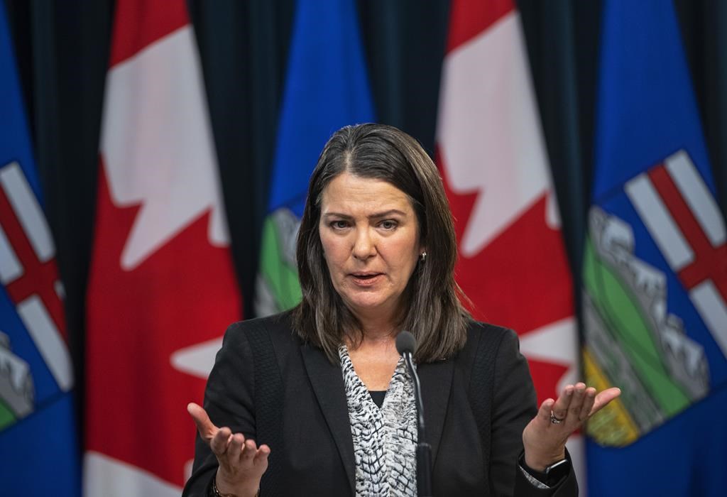 Alberta: la première ministre Danielle Smith est candidate à une élection partielle