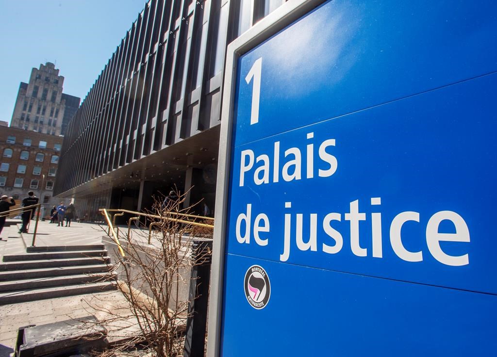 Présenter un doigt d'honneur constitue un droit fondamental, estime un juge québécois