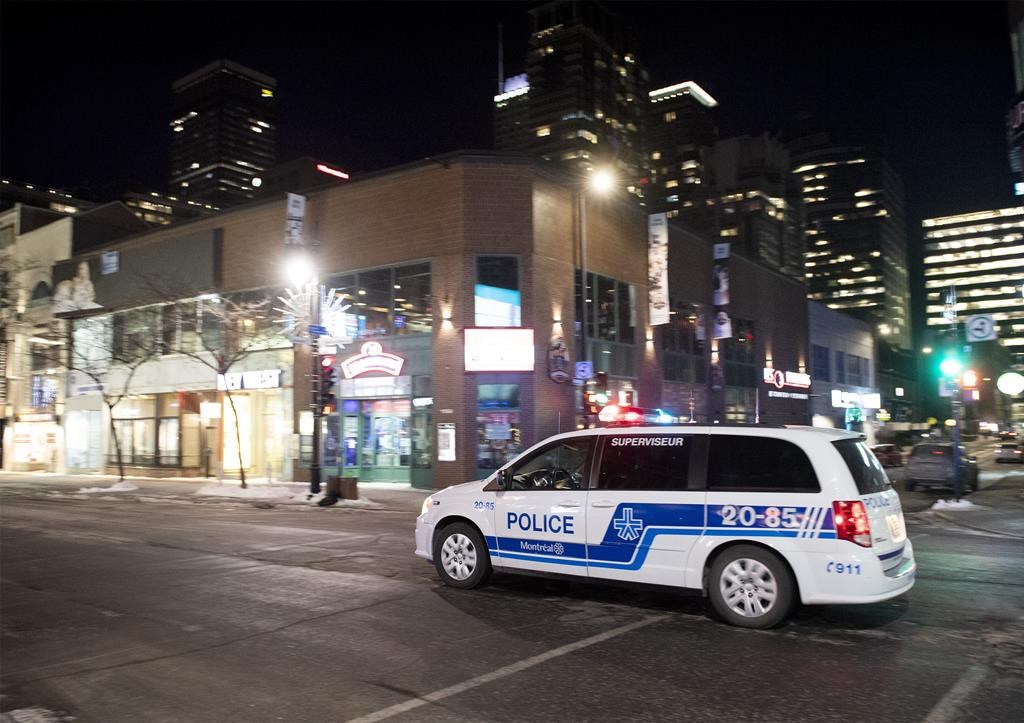 Fusillade au centre-ville de Montréal tôt lundi: pas d'arrestation ni blessé apparent