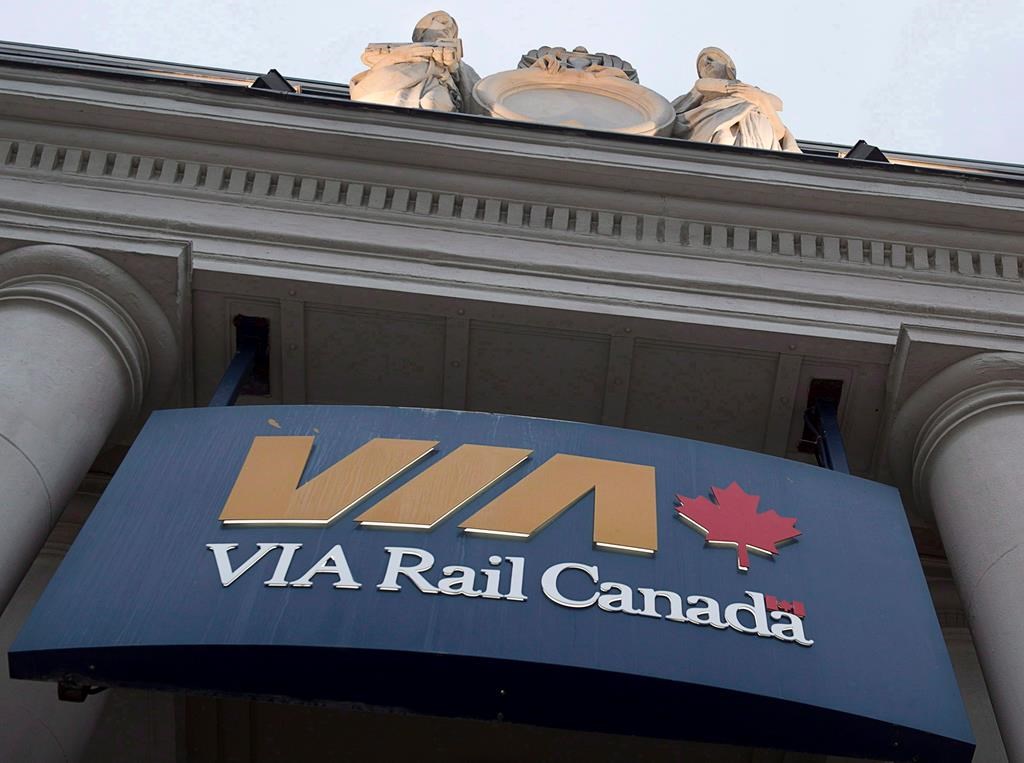 Ponctualité: Via Rail renvoie le blâme aux sociétés ferroviaires pour les retards