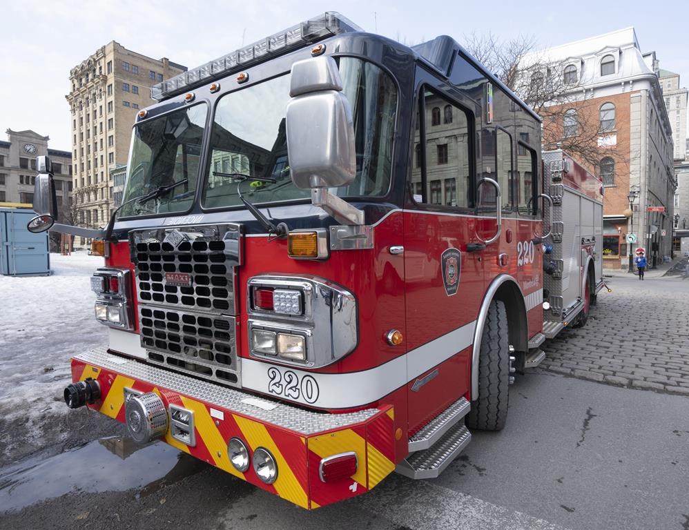 Montréal: pas de blessé ni d'arrestation pour 4 incendies criminels en 2 heures