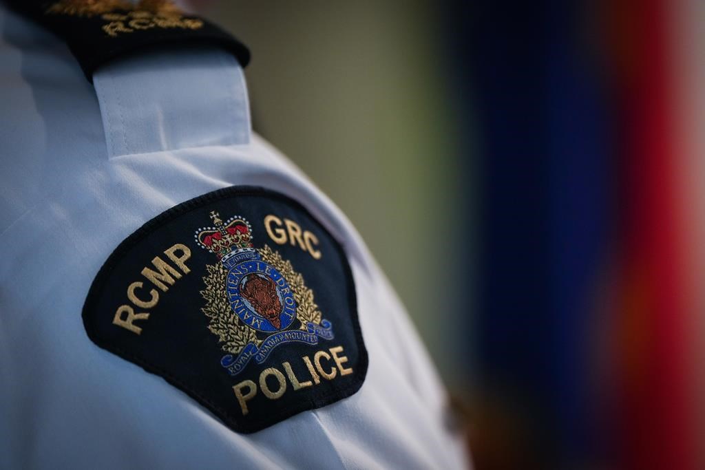 Un suspect est accusé au Nigeria pour la sextorsion d'un garçon décédé en C.-B.