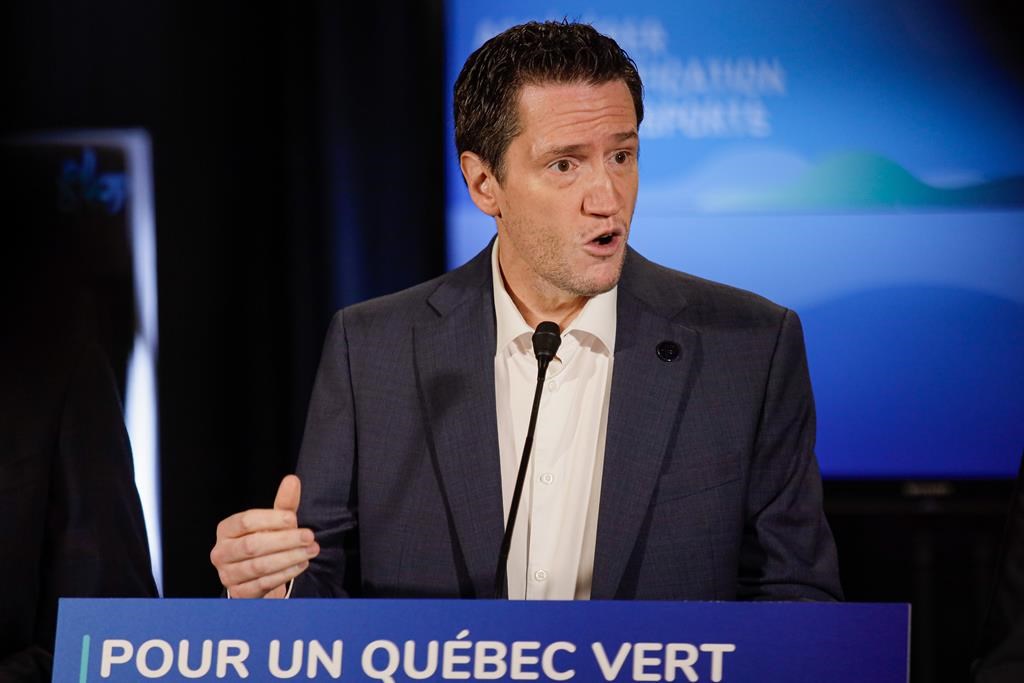 Réduction des GES: Québec versera 500 millions $ aux municipalités