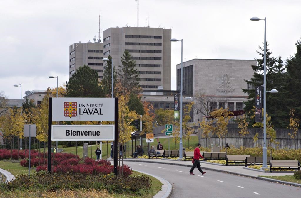 Université Laval: deuxième jour de grève pour les 1700 chargés de cours
