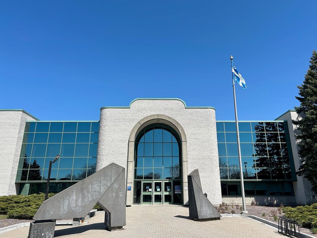 Le procès d'un ex-agent de la GRC peut aller de l'avant au Québec, décrète un juge