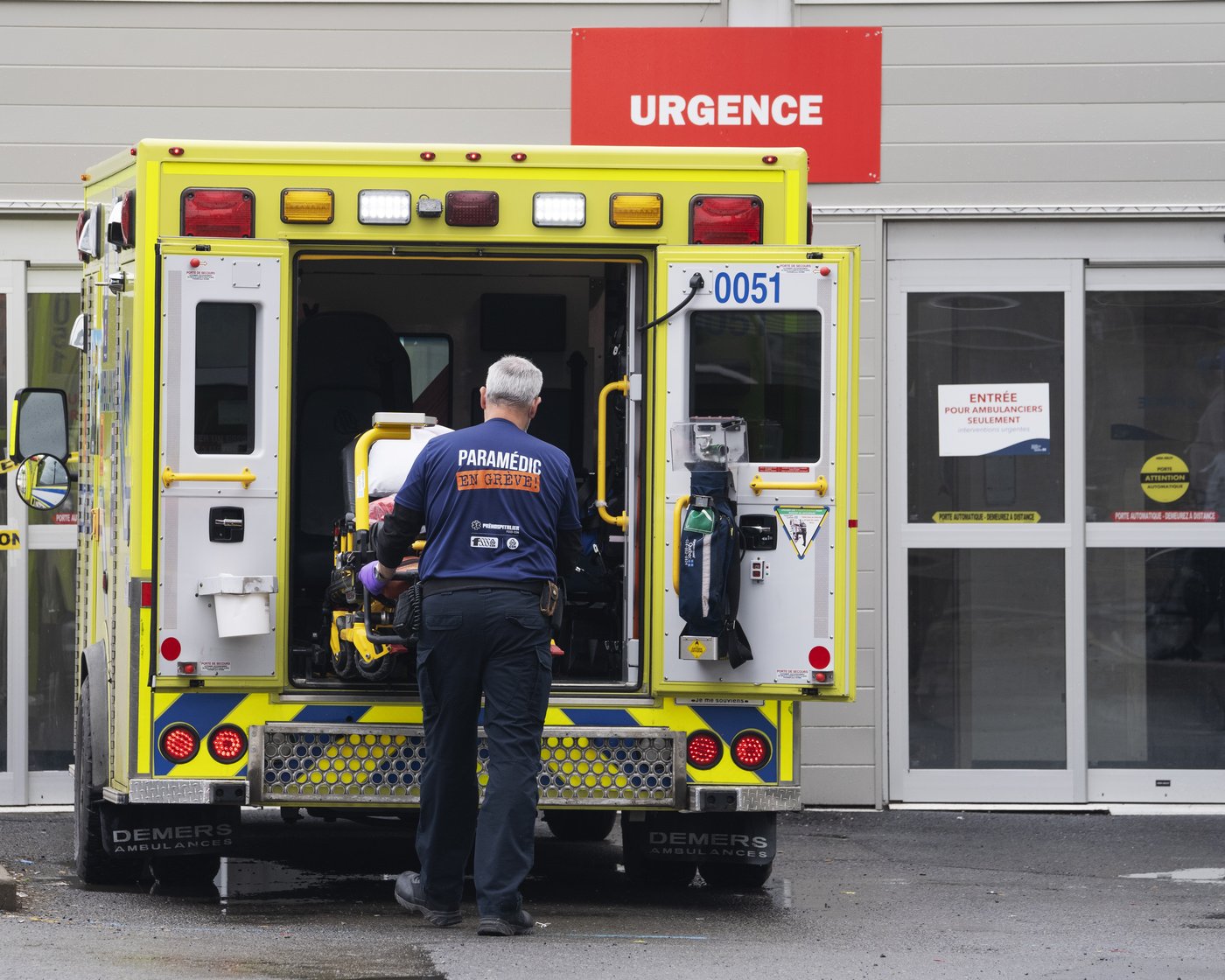 La FTPQ dénonce l'achat d'ambulances trop petites pour accueillir tout le personnel