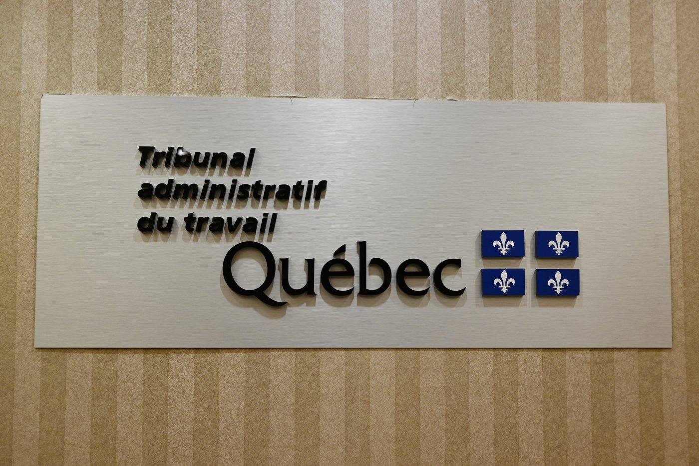 Primes non versées à ses membres: l'APTS dépose une plainte contre Santé Québec
