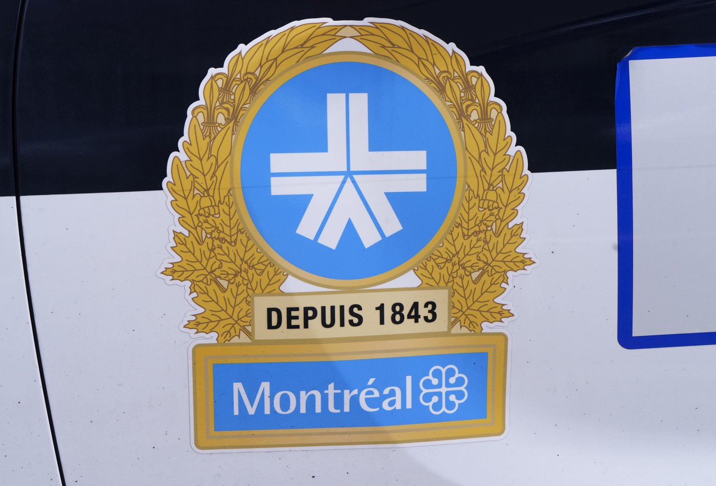 Une fusillade entre la police et un suspect à Montréal fait trois blessés