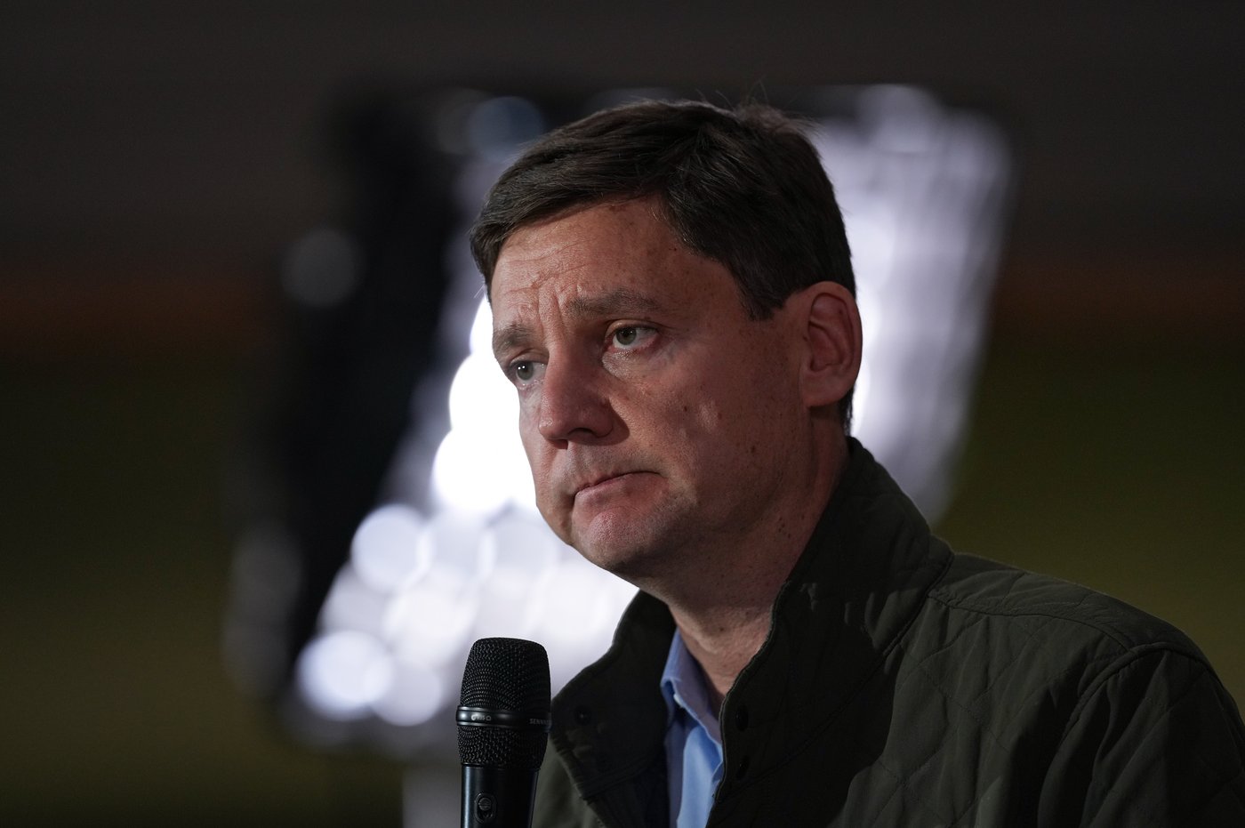 Eby défend son projet de loi sur la cession de terres aux Première Nations
