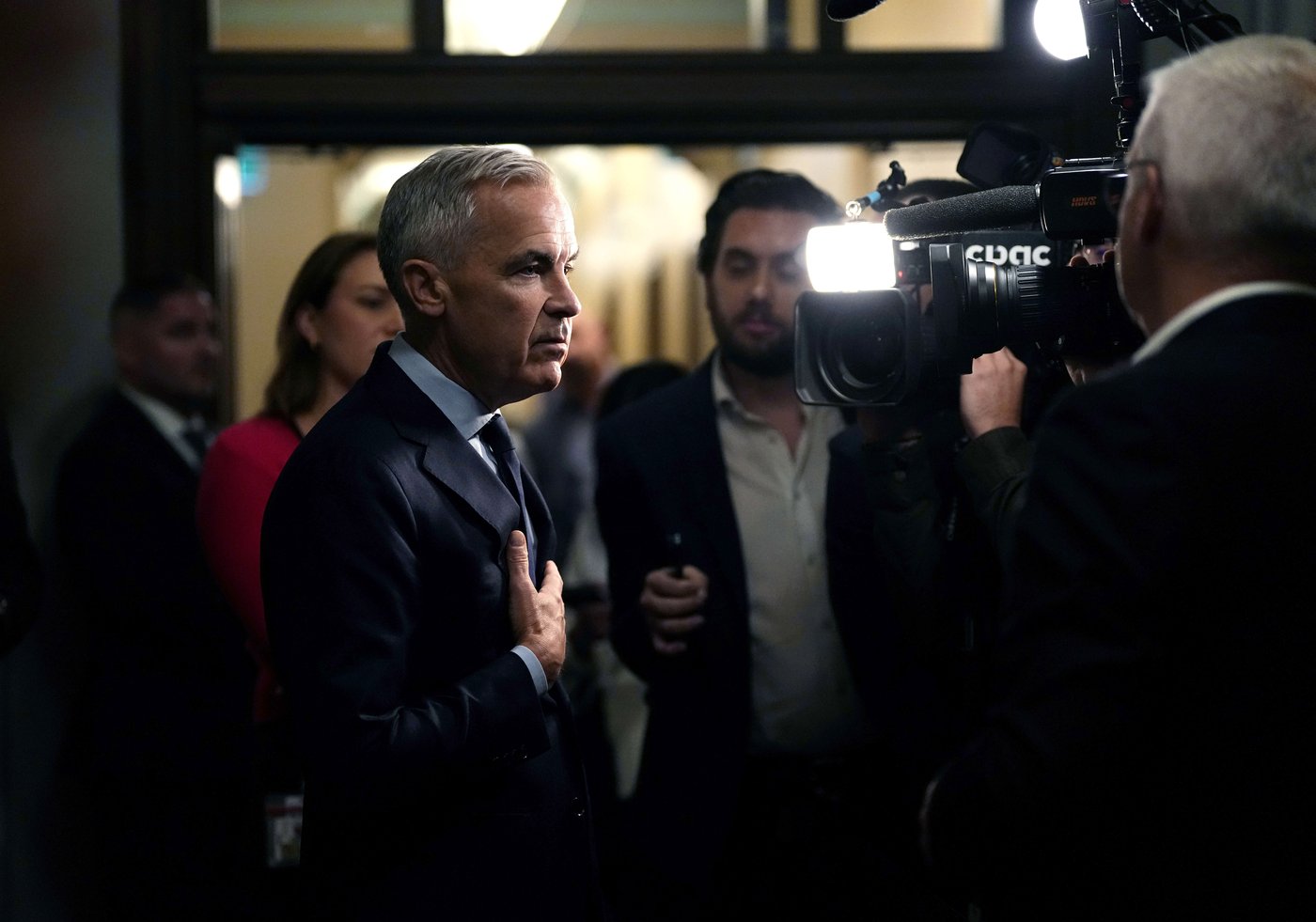 Élection du PQ: Ottawa dit tendre la main dans un esprit de fédéralisme coopératif