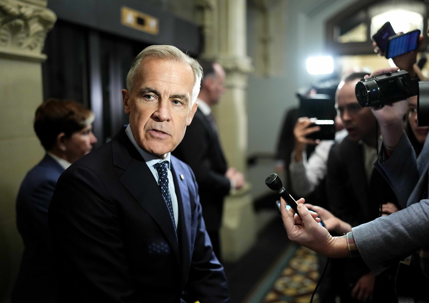 Carney répond à Musk que l'avenir du Canada dépend seulement des Canadiens