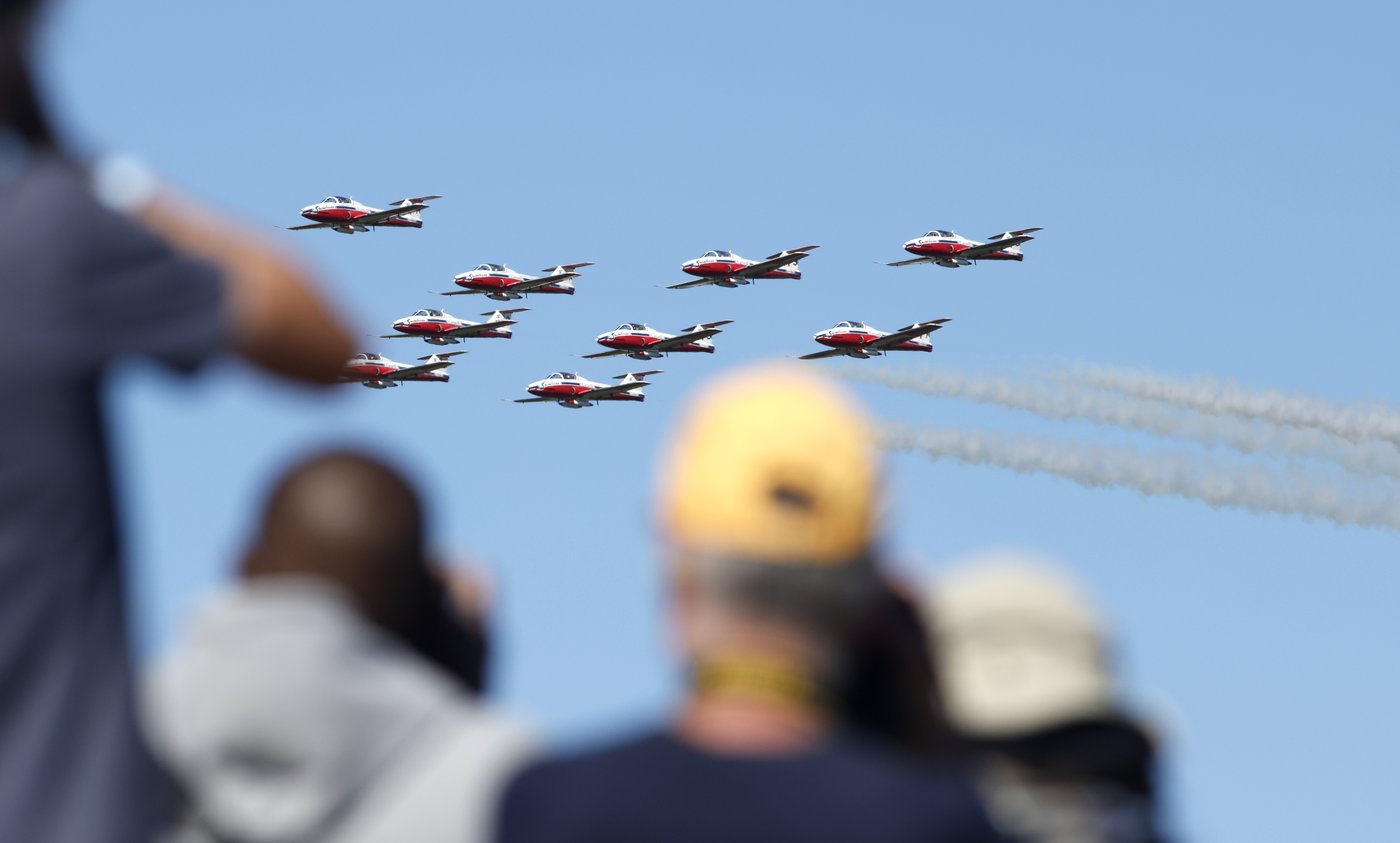Le dernier spectacle aérien des Snowbirds sera diffusé en direct, vendredi